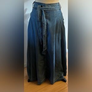 (12) Atelier Gardeur Women’s Chambray Denim Maxi Midi Skirt